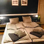 Taras Rom Og Apartamento